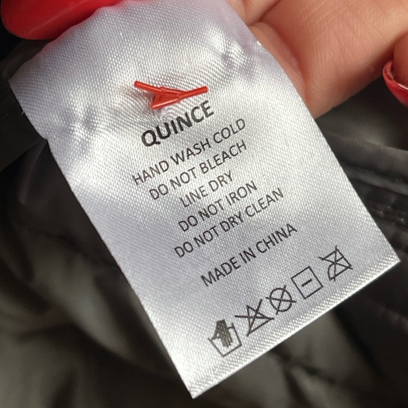 NWT Quince Lightweight Down Long Women’s Hooded Puffer Jacket in Silver/Gray - Picture 6 of 9